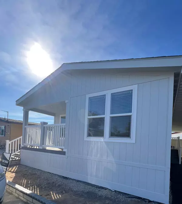 Fresno, CA 93705,2706 W Ashlan AVE #299