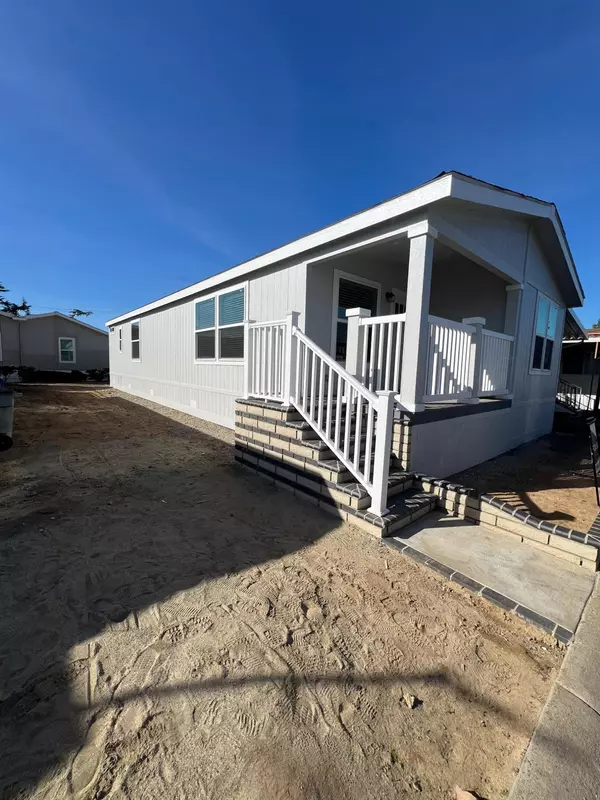 2706 W Ashlan AVE #229, Fresno, CA 93705