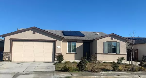 5441 E Burns, Fresno, CA 93727