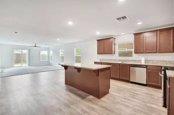 Fresno, CA 93722,3689 N Mccaffrey AVE