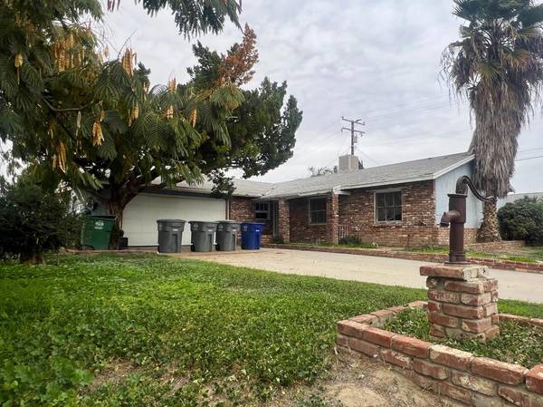 14106 Vista DR, Armona, CA 93202