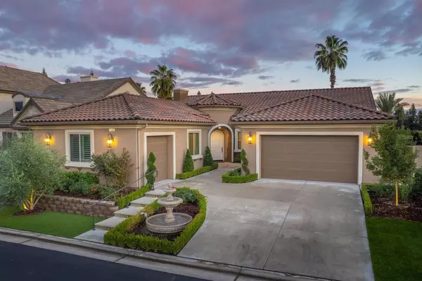 11698 N Links DR, Fresno, CA 93730