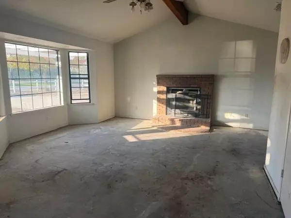 Madera, CA 93638,17067 Avon WAY