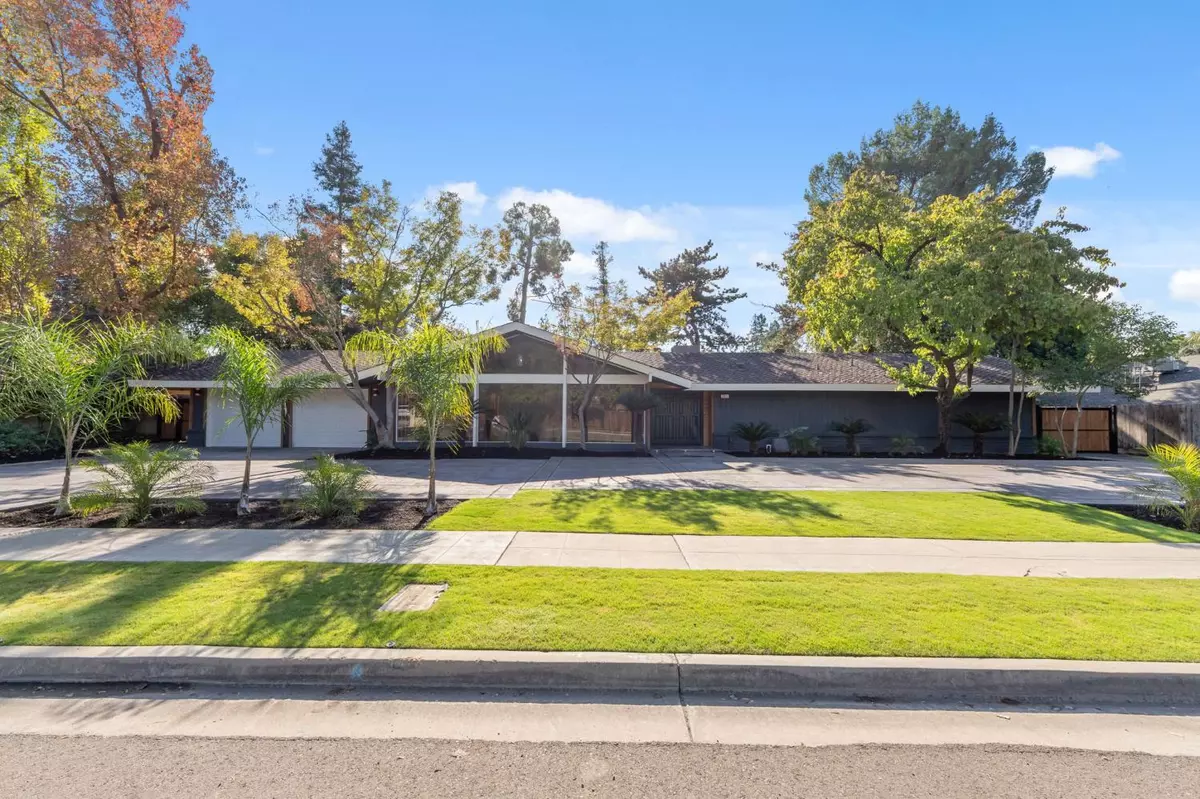 Fresno, CA 93711,2511 W Barstow AVE