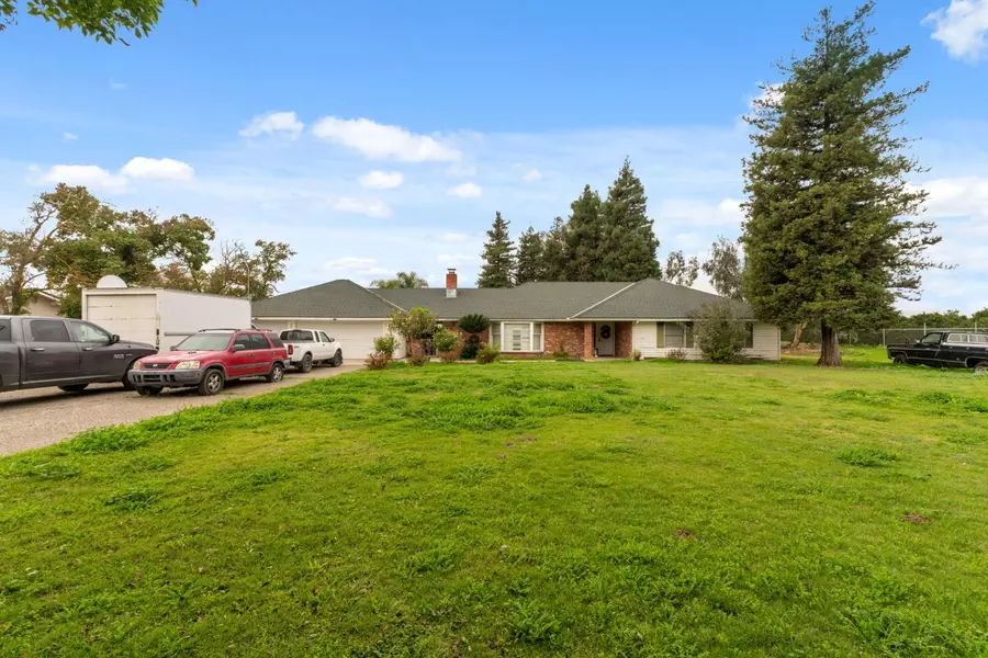 5517 S East AVE, Fresno, CA 93725