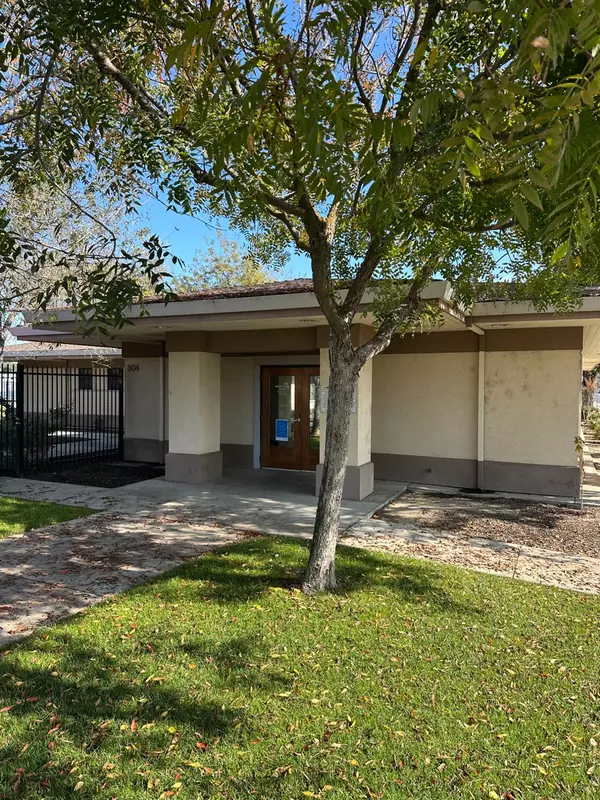 Hanford, CA 93230,804 W 7th ST