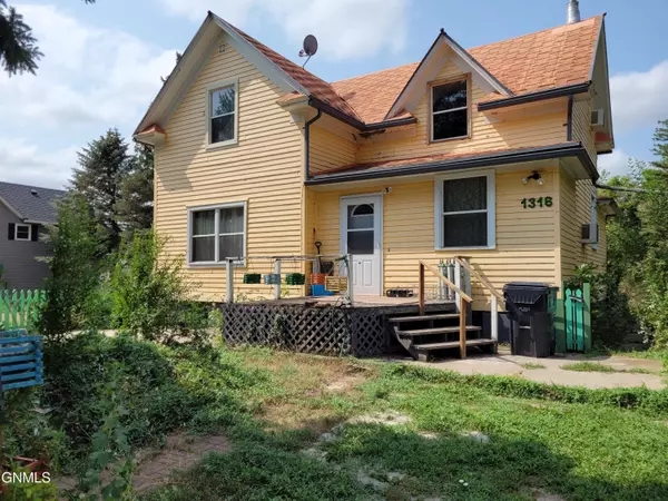 1316 Rose ST, Lisbon, ND 58056