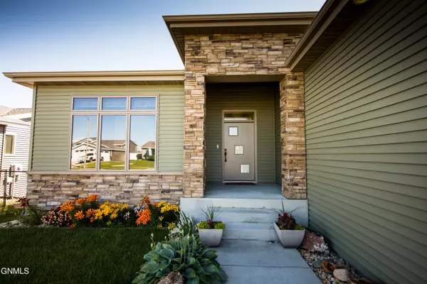 Bismarck, ND 58503,5031 Hitchcock DR