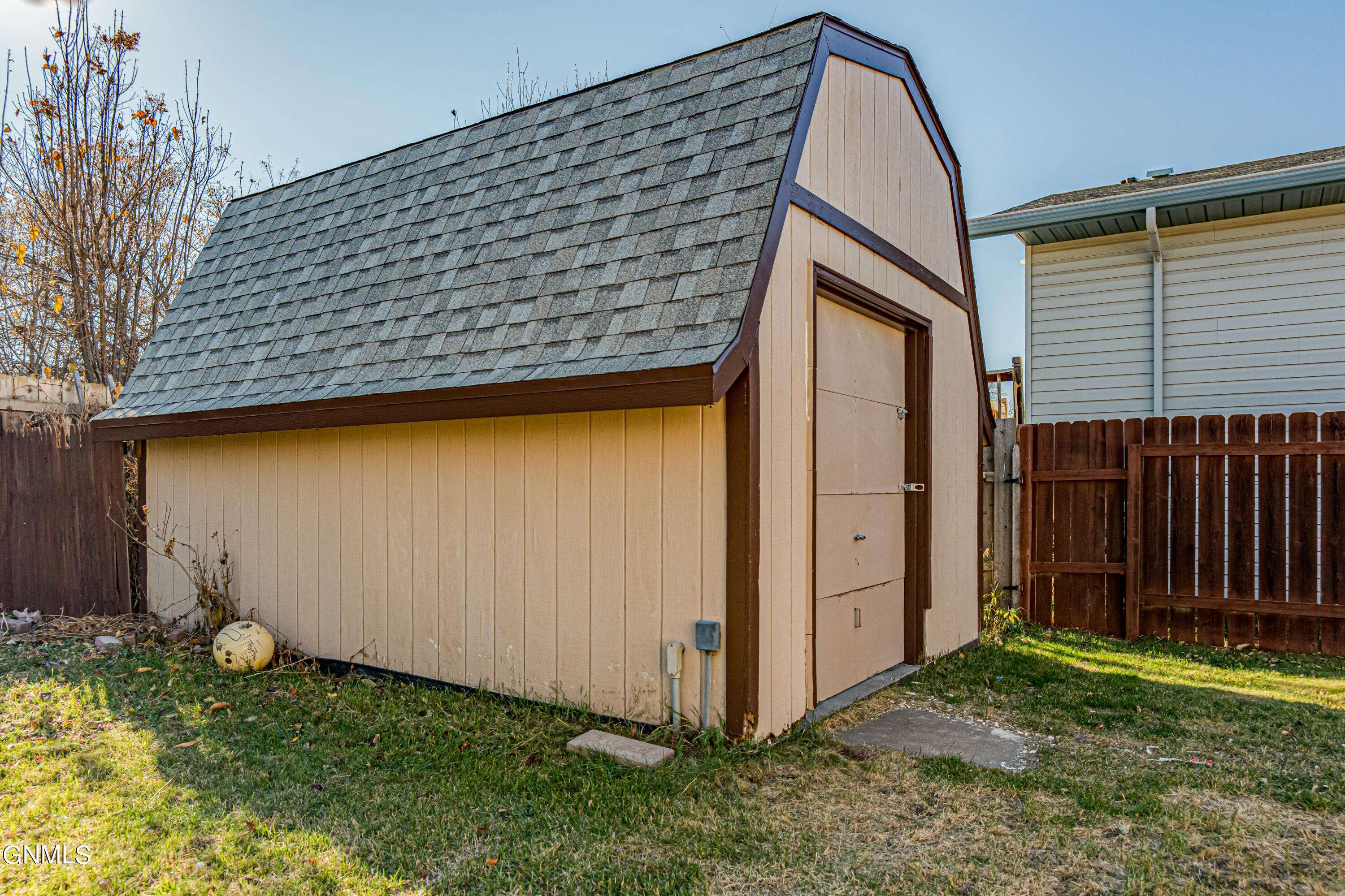 Bismarck, ND 58504,421 Birchwood DR