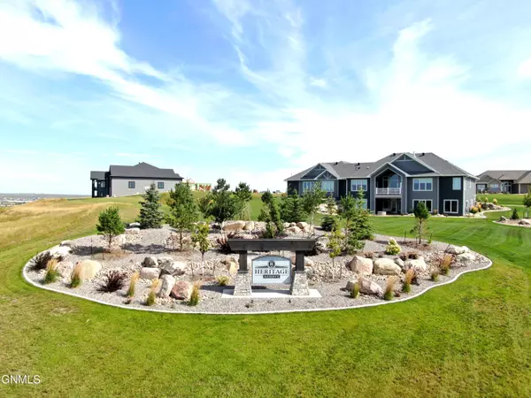Bismarck, ND 58503,18007 Acadia DR