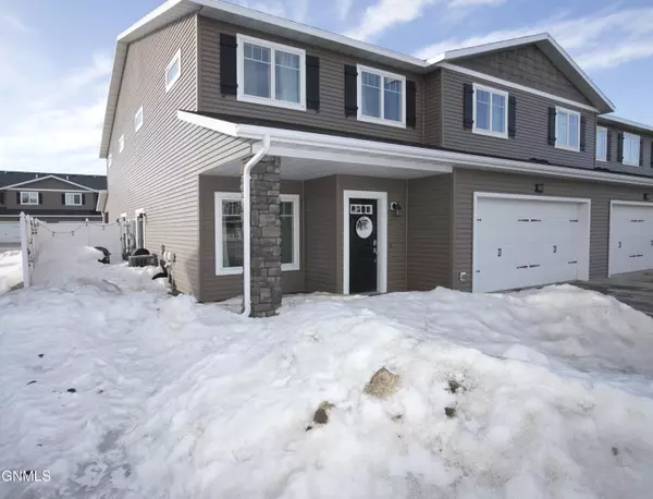 4363 Cumberland LOOP, Bismarck, ND 58503