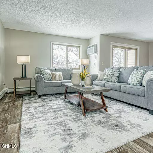 Bismarck, ND 58504,1112 Portland DR