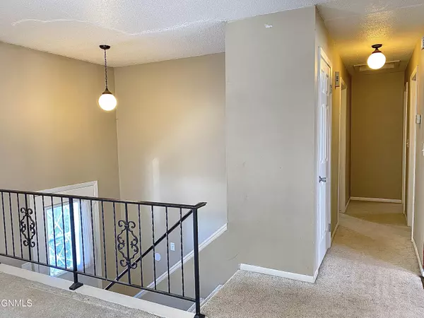 Mandan, ND 58554,810 3rd AVE NE