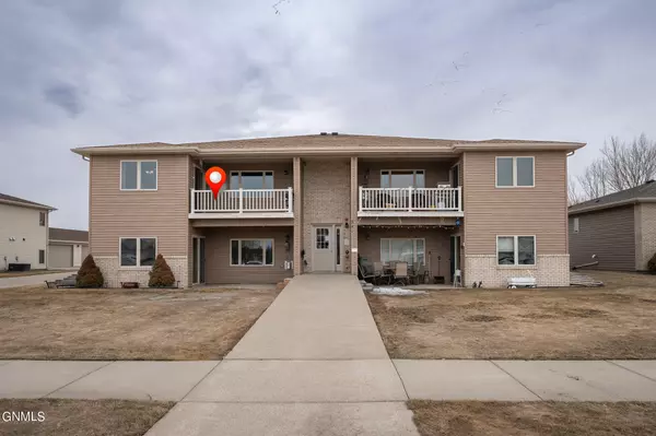 941 Santa Fe AVE,  Bismarck,  ND 58504