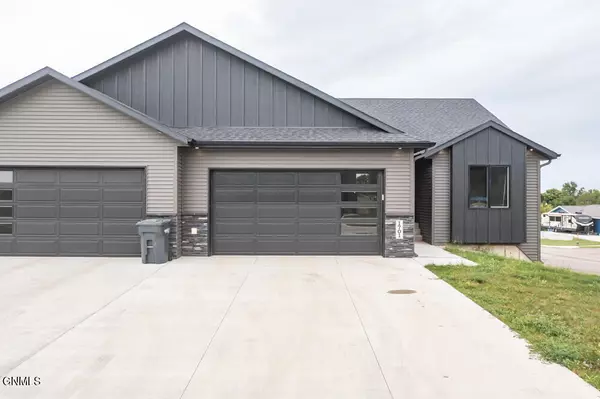 1701 Heart Ridge LOOP SE,  Mandan,  ND 58554