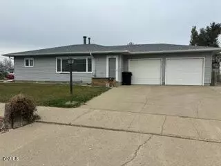 1220 11th ST W, Williston, ND 58801