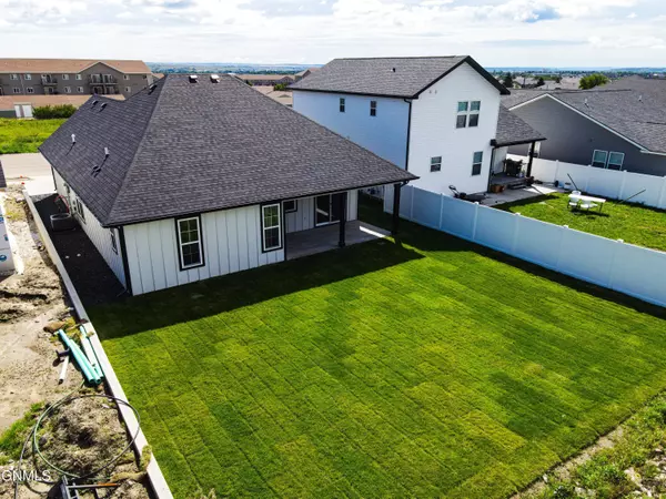 Williston, ND 58801,3029 27th AVE W