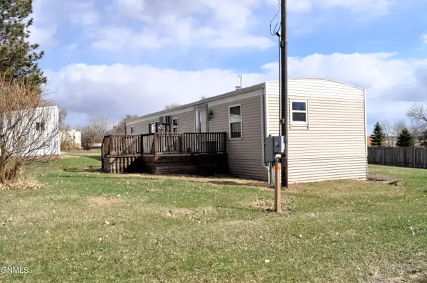 108 1st ST N, Braddock, ND 58524