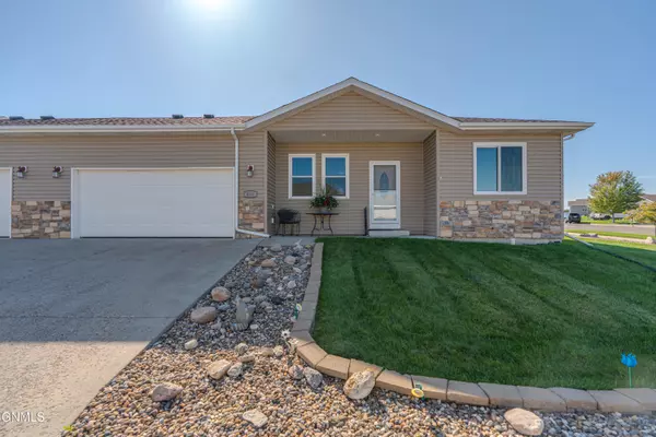 809 Canada AVE, Bismarck, ND 58501