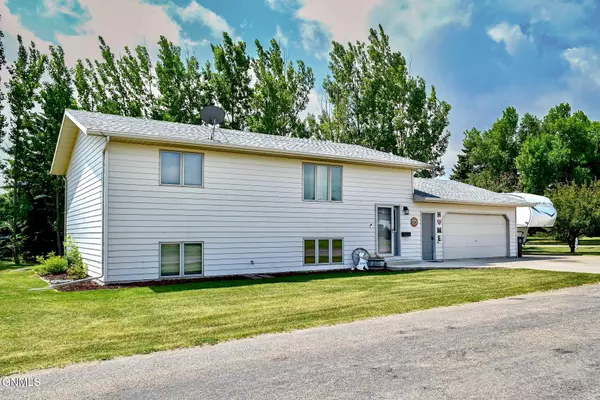 Berthold, ND 58718,25 Walther AVE NW