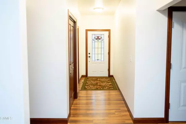 Jamestown, ND 58401,605 11th ST SW