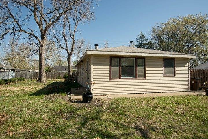636 Griffith, Manhattan, KS 66502