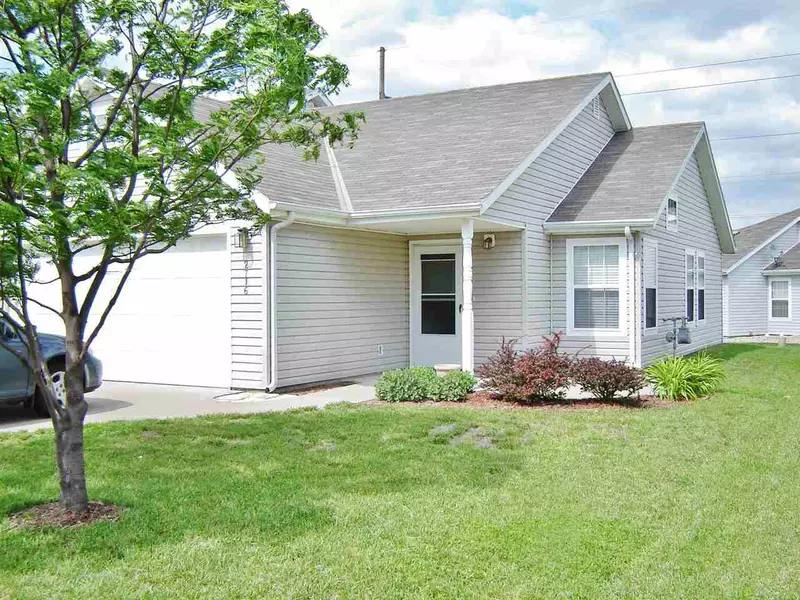 2716 Kirkwood Drive, Manhattan, KS 66502