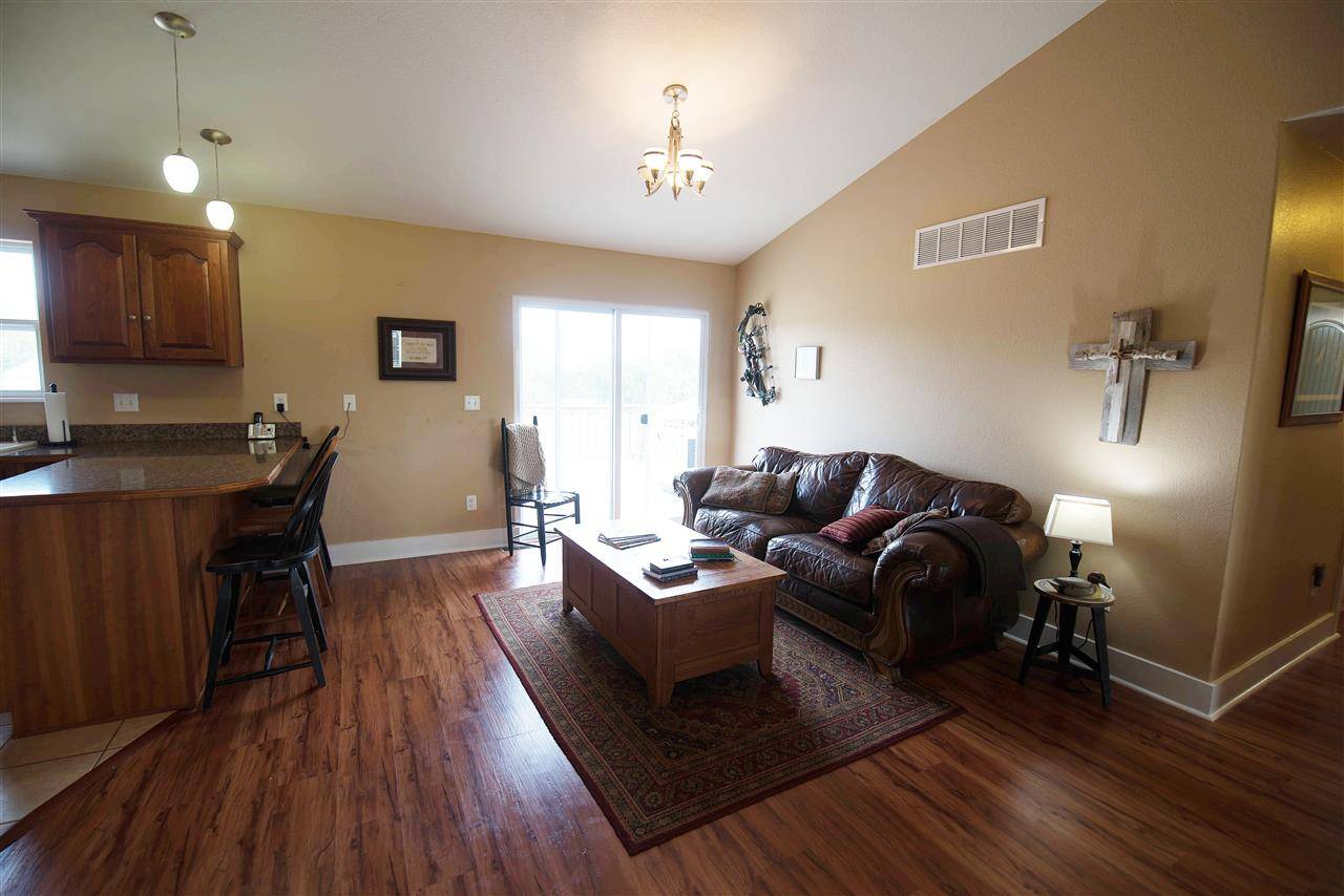 Wamego, KS 66547,15530 Edgewater CIR