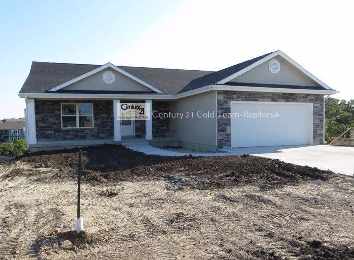 4517 Lamonte DR, Manhattan, KS 66503