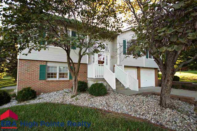 2729 Candlewood DR, Manhattan, KS 66503