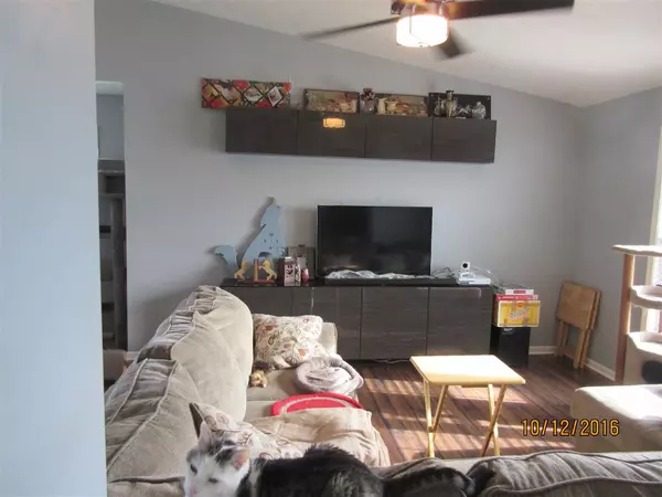 Manhattan, KS 66502,Address not disclosed