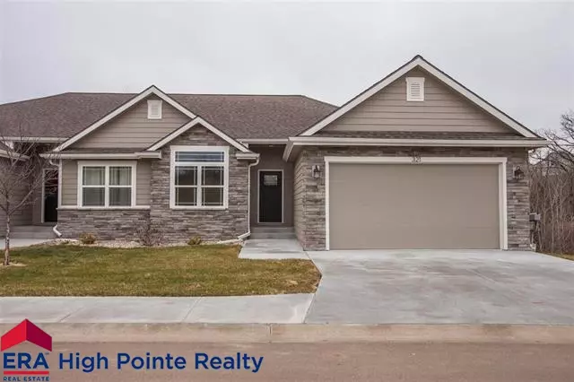 321 Rosewalk PL, Manhattan, KS 66503