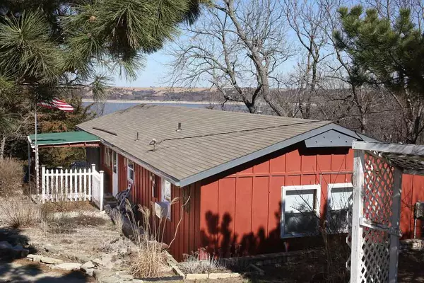 Manhattan, KS 66503-9110,11227 Lakeview Drive