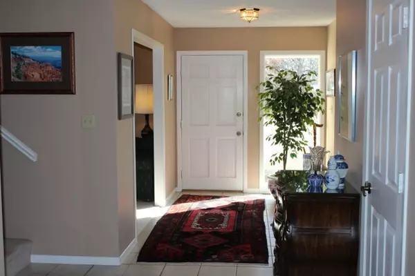 Manhattan, KS 66503,112 Oakwood CIR