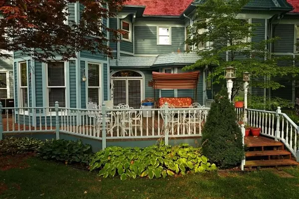 Waterville, KS 66648,203 E Hazelwood