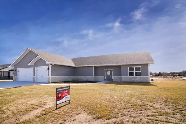 Wamego, KS 66547,17340 Brook Ridge DR