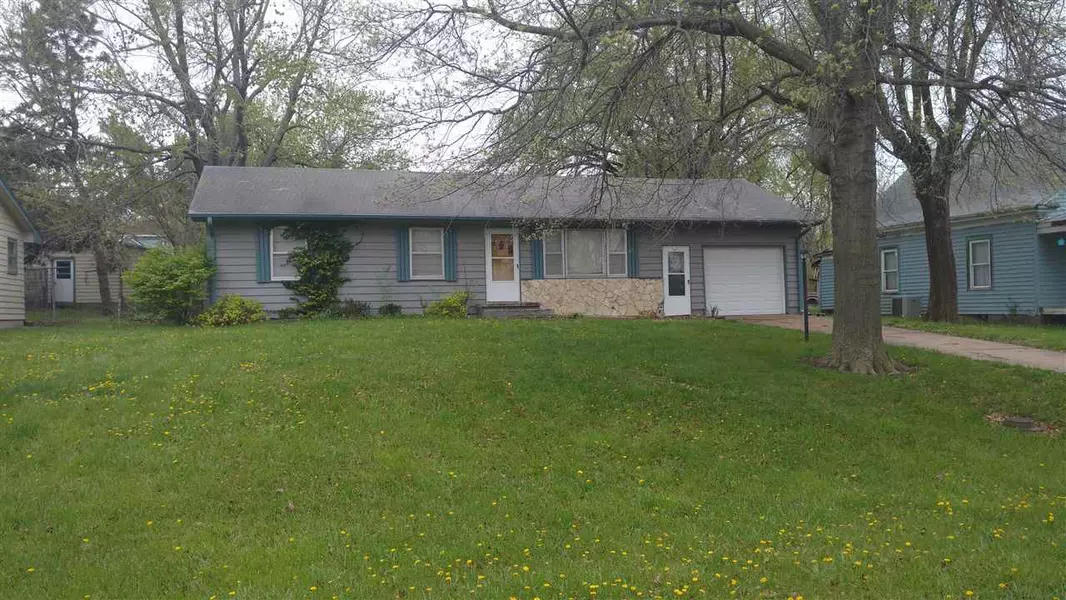 204 E Randolph ST, Randolph, KS 66554