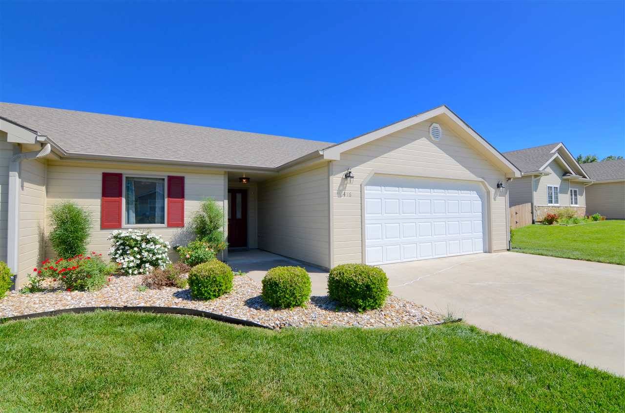 Manhattan, KS 66503,416 Stone Grove DR
