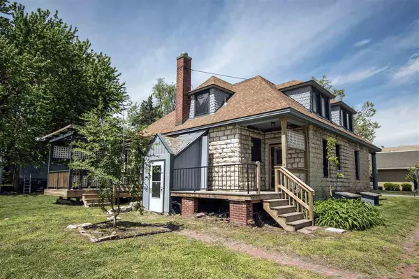 Manhattan, KS 66502,501 Pierre ST