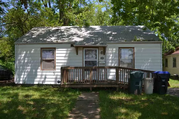 Topeka, KS 66611,108 SW 27th ST