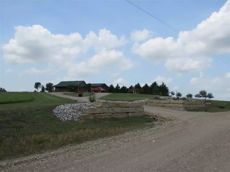 33402 E Spring Creek Rd, Paxico, KS 66526