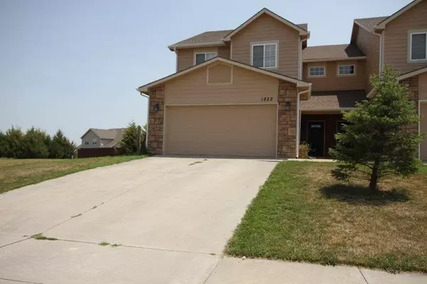 1822 Lydia LN, Junction City, KS 66441