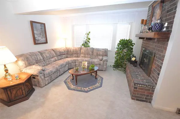 Junction City, KS 66441,408 Countryside RD