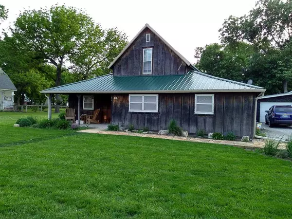 Morganville, KS 67468,401 Walnut