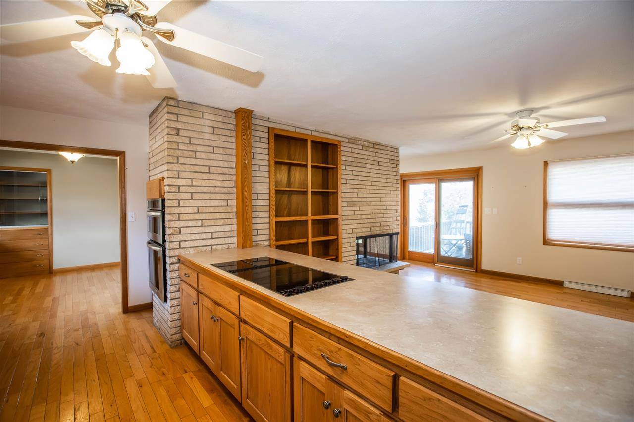 Manhattan, KS 66503,6070 Tuttle Terrace