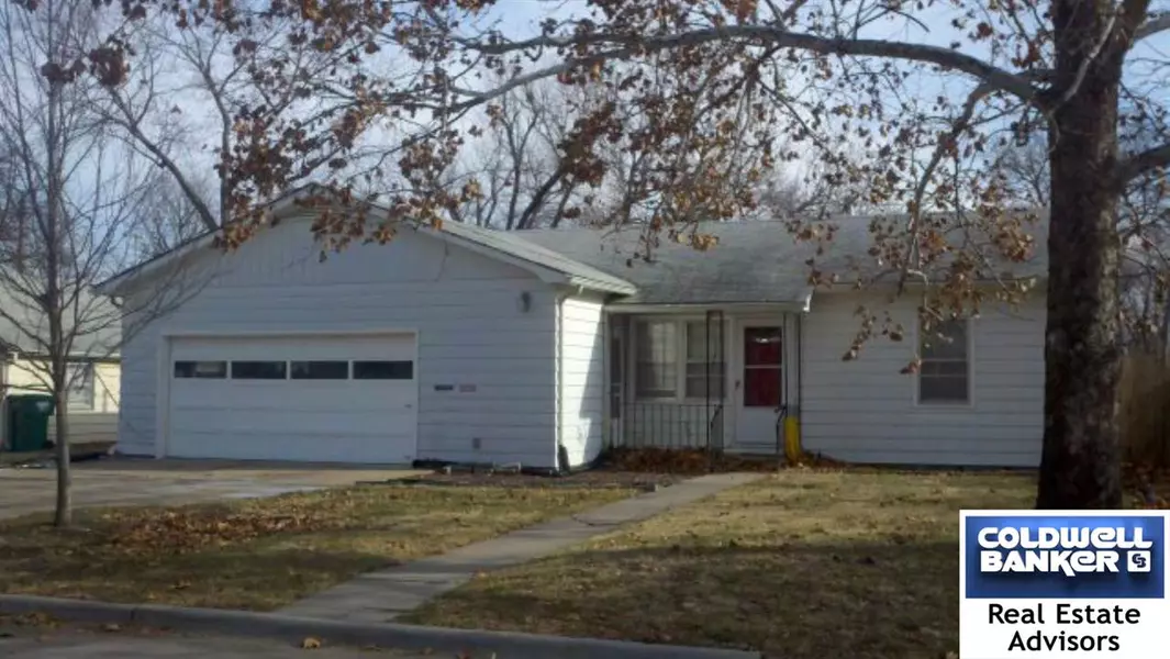 2228 Sloan ST, Manhattan, KS 66502