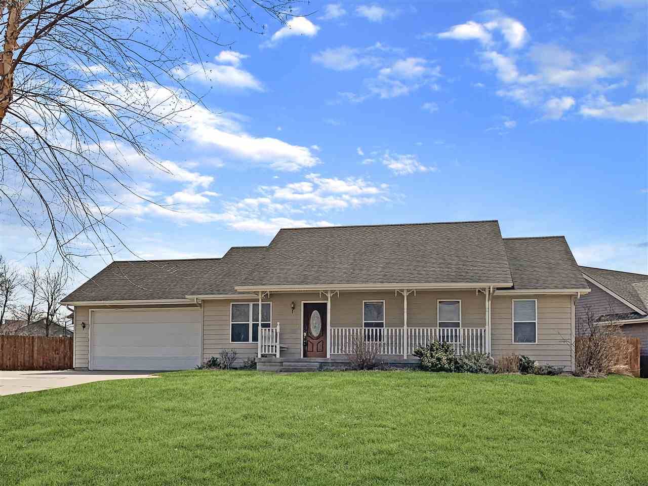 104 Snyder DR, St. George, KS 66535