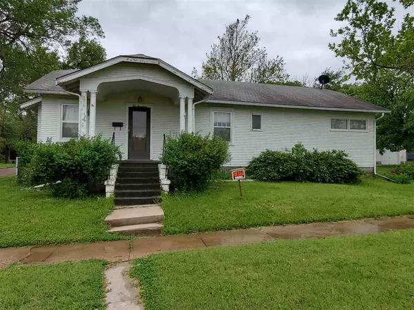 217 E Main ST, Herington, KS 67449
