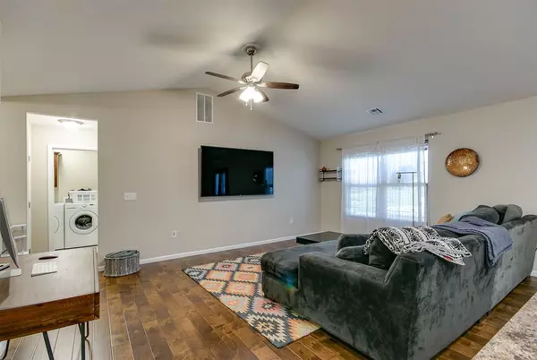 St. George, KS 66535,104 Quail CT