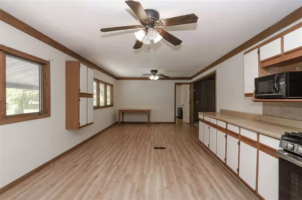 Dwight, KS 66849,20720 Garanson RD